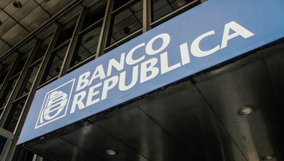 800x453-BROU-mejor-banco-UY-the-banker-medium-size