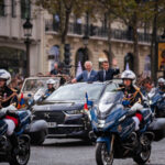 Visita de estado de su majestad el Rey Carlos III y la Reina Camilla en Francia: el DS 7 en el corazón del desfile de Champs Élysées