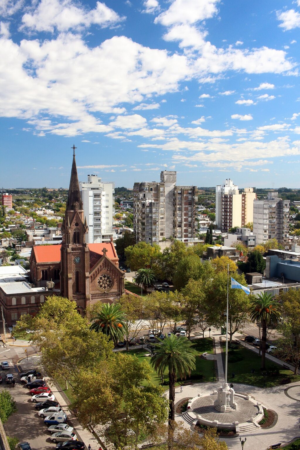 PERGAMINO - Iglesia y Plaza de la Meced