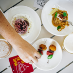 MONTEVIDEO SE PREPARA PARA SALIR A TAPEAR